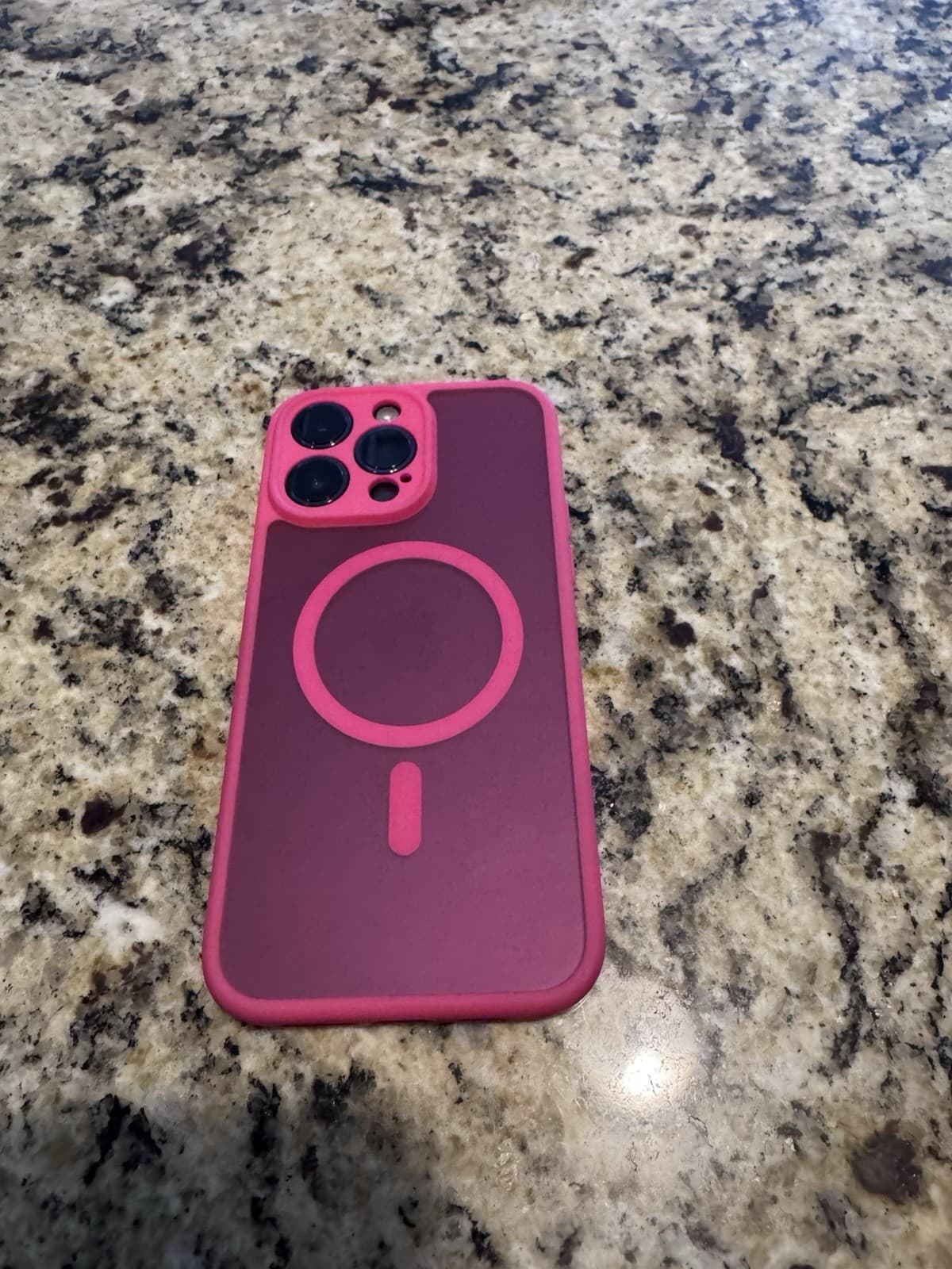 iPhone 14 Pro Max — seller’s listing photo
