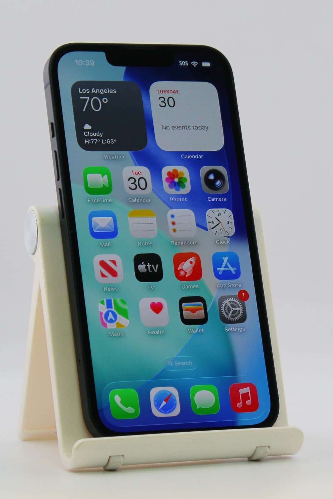 iPhone 13 — seller’s listing photo