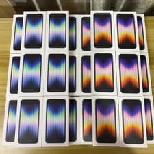 iPhone SE (2022) — seller’s listing photo